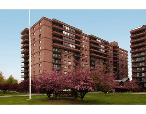 Unit for sale at 3920 Mystic Valley Parkway, Medford, MA 02155