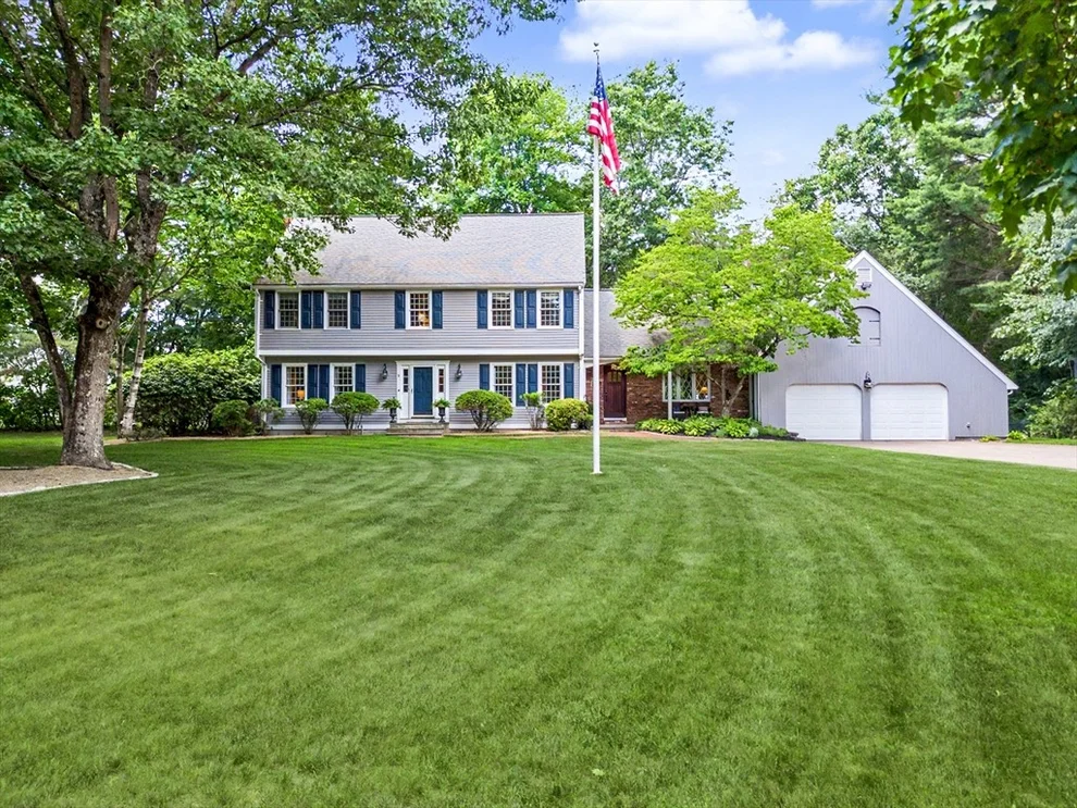 Unit for sale at 9 Brookside Lane, Norfolk, MA 02056
