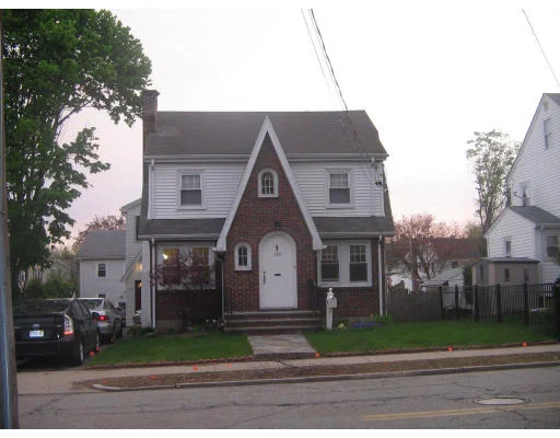 Unit for sale at 288 Orchard St, Watertown, MA 02472