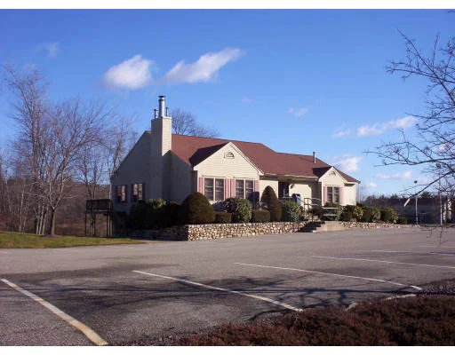 Unit for sale at 13 Apache Way, Tewksbury, MA 01876
