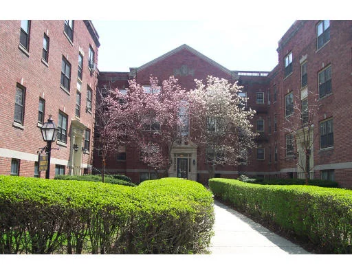 Unit for sale at 56 Elm, Worcester, MA 01609