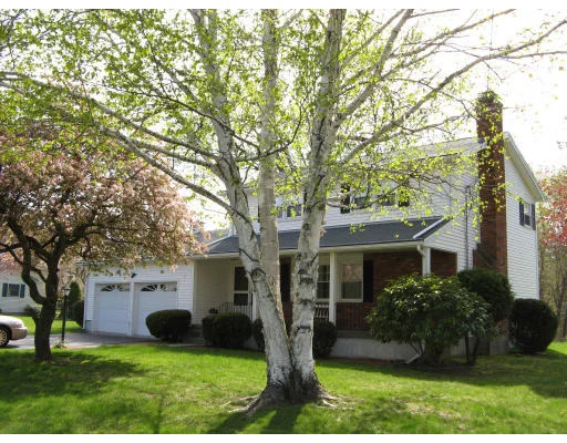 Unit for sale at 5 Mary Ann Dr, Grafton, MA 01536