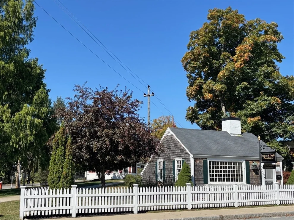 Unit for sale at 2 Main St, Topsfield, MA 01983