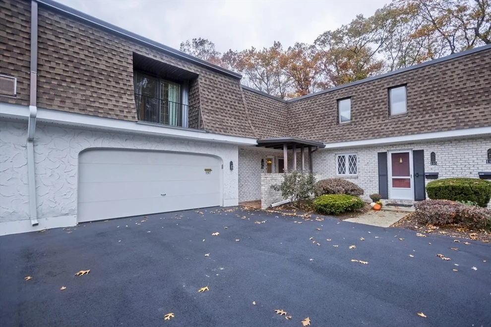 Unit for sale at 197 Porter Lake Drive, Springfield, MA 01106