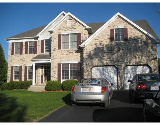 Unit for sale at 8 Matross Ln, Sharon, MA 02067