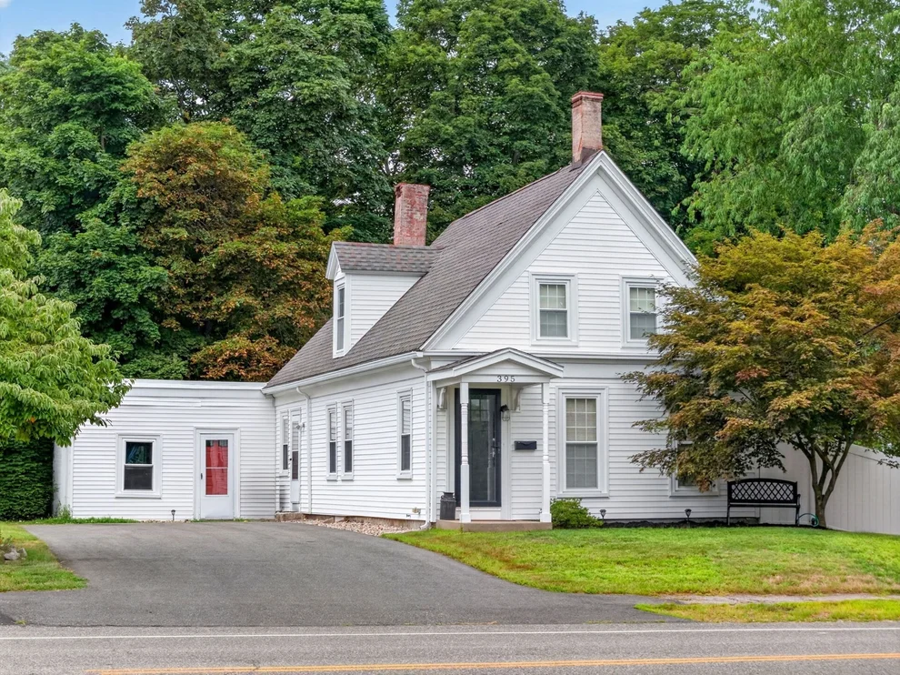Unit for sale at 395 Pond St, Weymouth, MA 02190