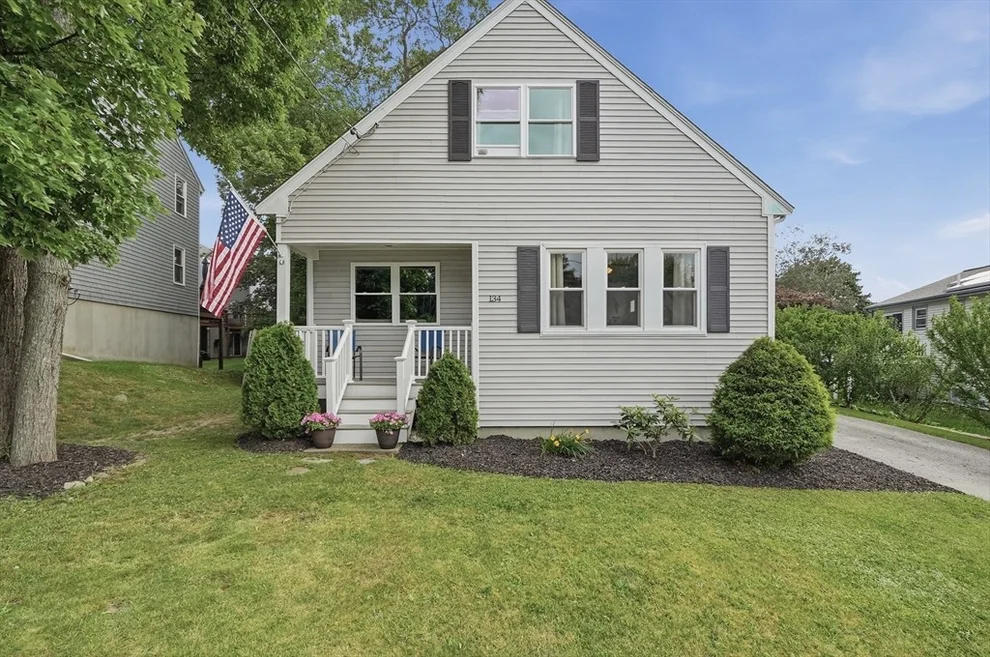 Unit for sale at 134 Hathaway Commons Rd, Fall River, MA 02720