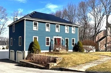 Unit for sale at 51 Highland View Drive, Sutton, MA 01590