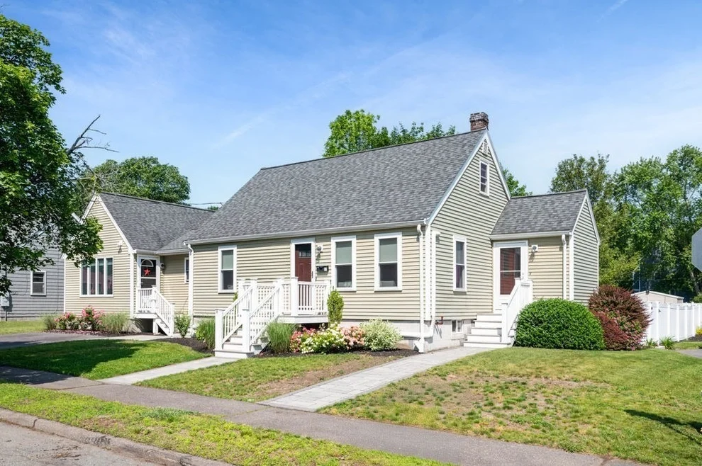 Unit for sale at 11 Beaver Park, Danvers, MA 01923