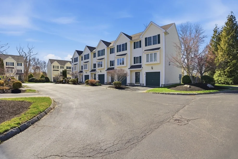 Unit for sale at 12 Partridge Ln, Salisbury, MA 01952