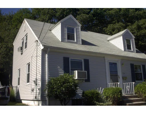 Unit for sale at 724 Lynnfield St, Lynn, MA 01904