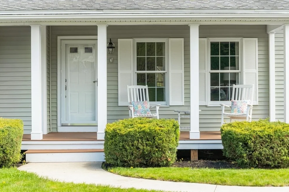 Unit for sale at 2 Laury Ln, Littleton, MA 01460
