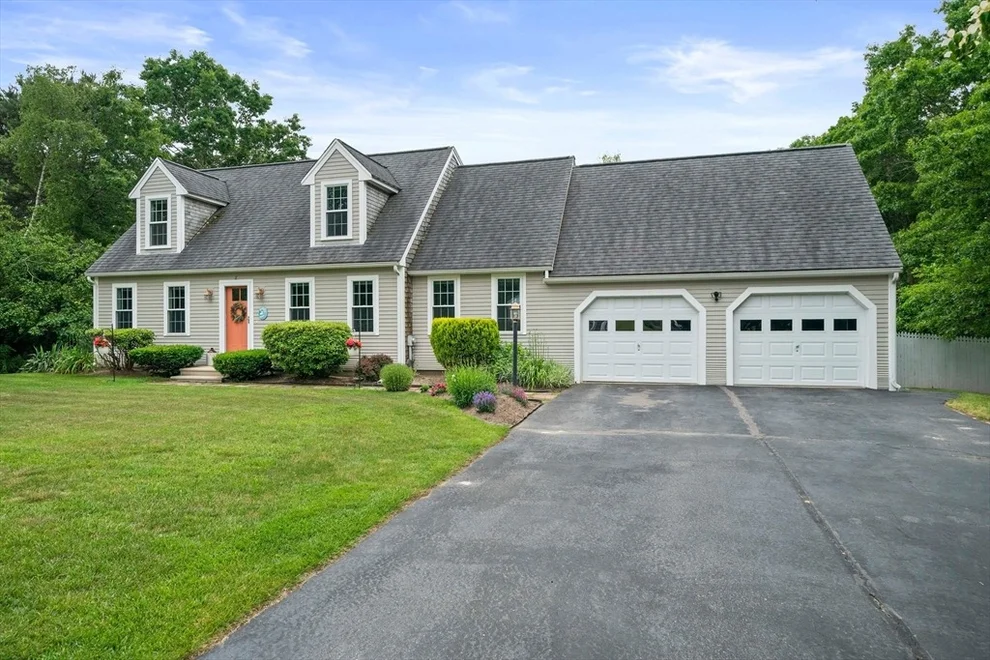 Unit for sale at 8 Joyce Dr, Plymouth, MA 02360