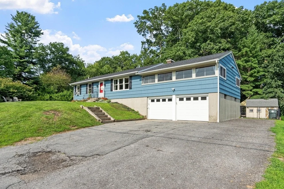 Unit for sale at 132 Main St., Holden, MA 01520