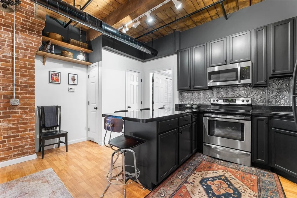 Unit for sale at 540 Main St, Clinton, MA 01510
