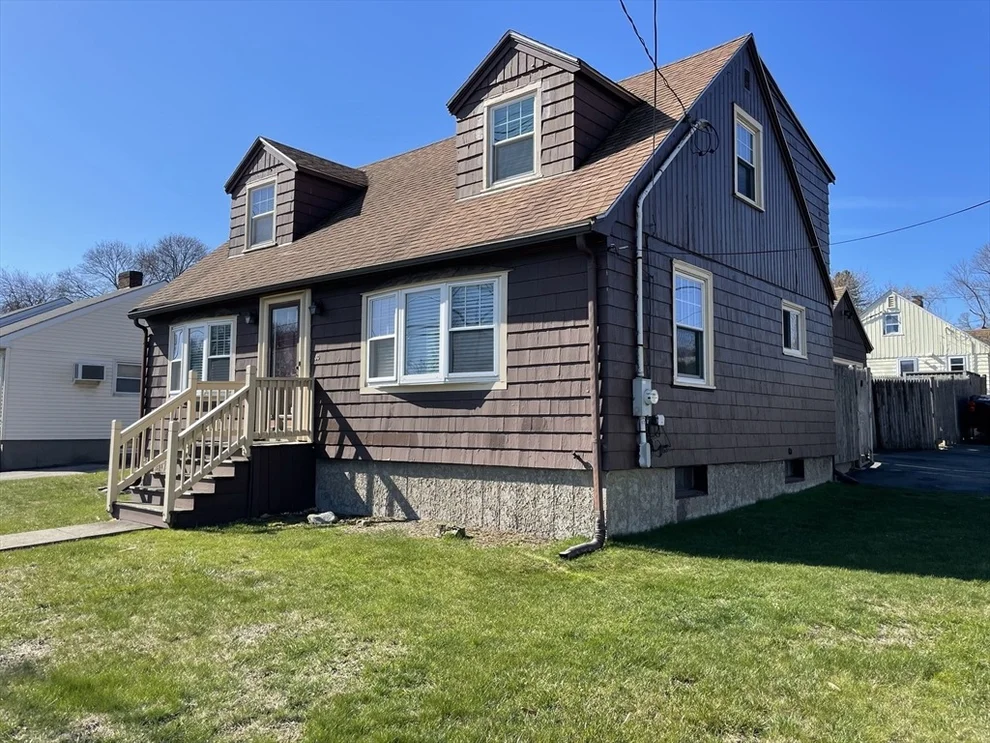 Unit for sale at 80 Andover, Peabody, MA 01960