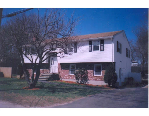 Unit for sale at 7-7A Ashburton Avenue, Woburn, MA 01801