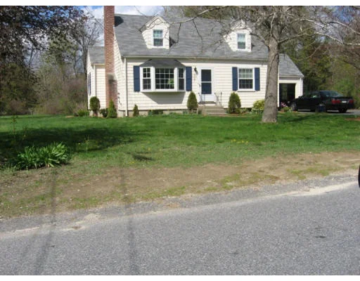 Unit for sale at 23 Jarbrook Rd, Holliston, MA 01746