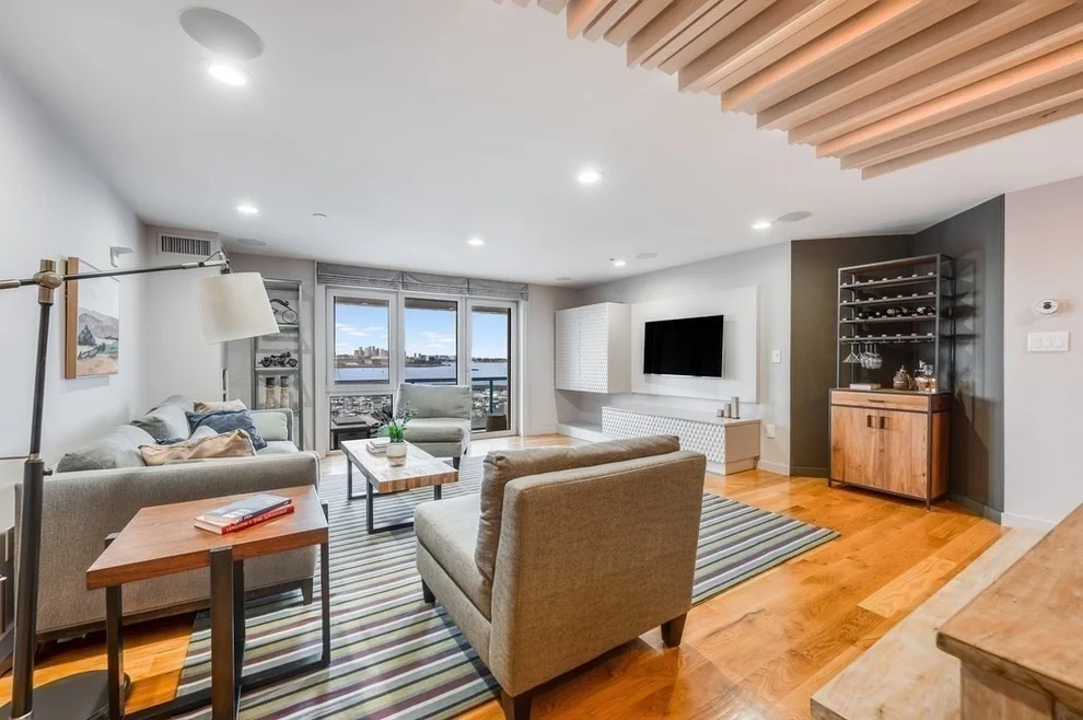 Unit for sale at 2001 Marina Drive, Quincy, MA 02171