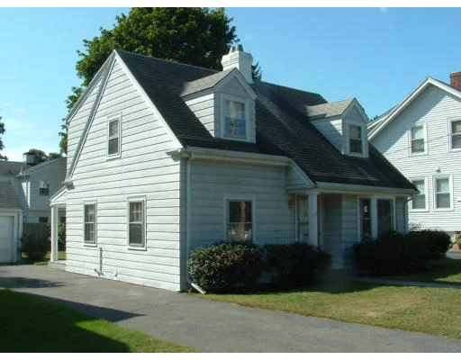 Unit for sale at 38 Lafayette St, Marblehead, MA 01945