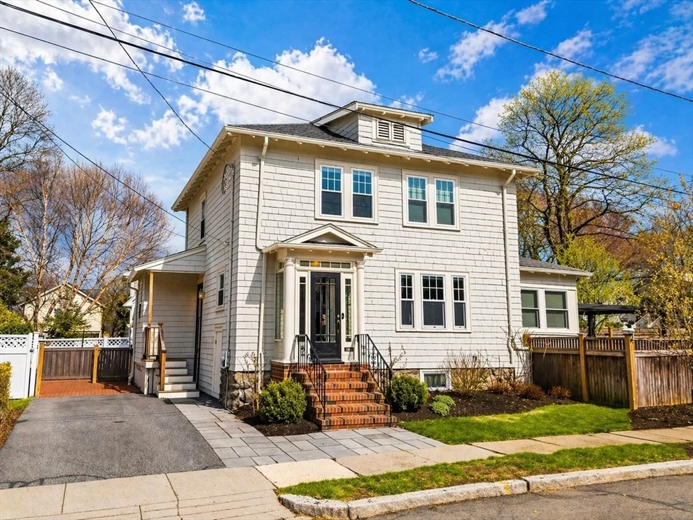Unit for sale at 5 Thirteenth St, Melrose, MA 02176