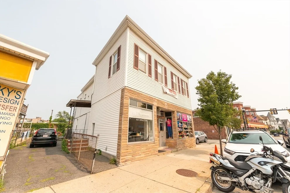Unit for sale at 133 Main St, Everett, MA 02149