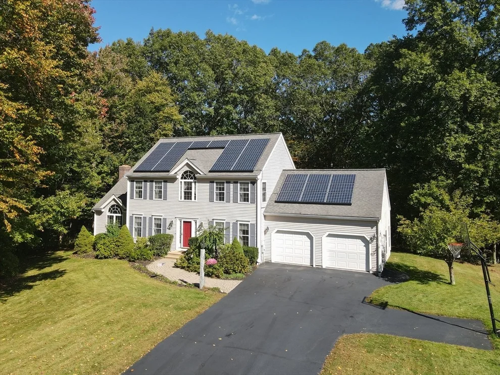 Unit for sale at 71 Pennock Rd, Ashland, MA 01721