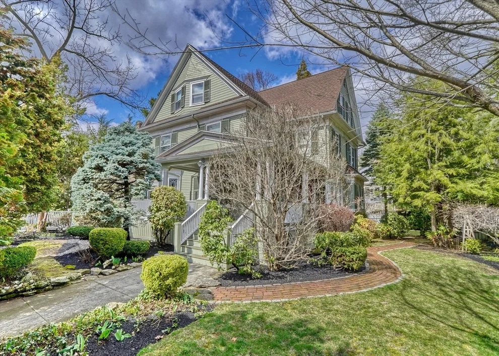 Unit for sale at 69 Richardson Road, Melrose, MA 02176