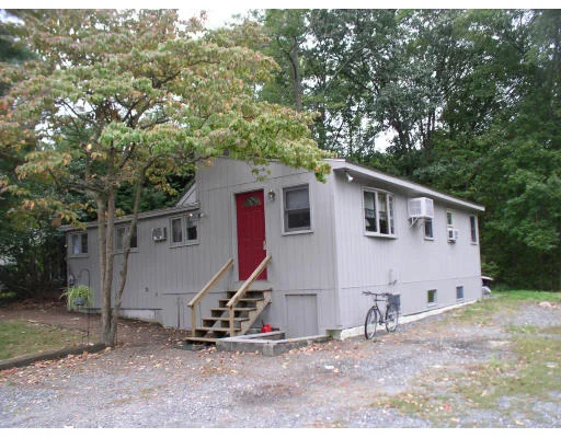 Unit for sale at 33 Parker Point Rd, Hopkinton, MA 01748