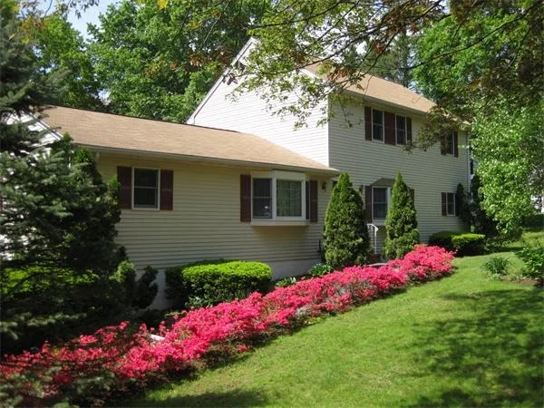 Unit for sale at 218-220 Dale St, North Andover, MA 01845