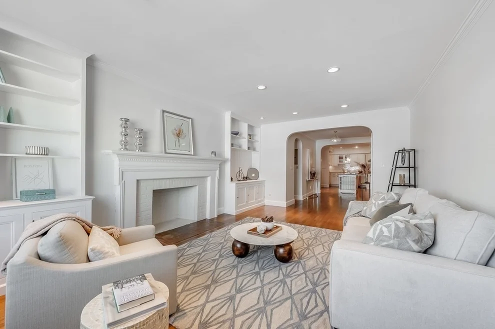 Unit for sale at 280 Beacon St, Boston, MA 02116