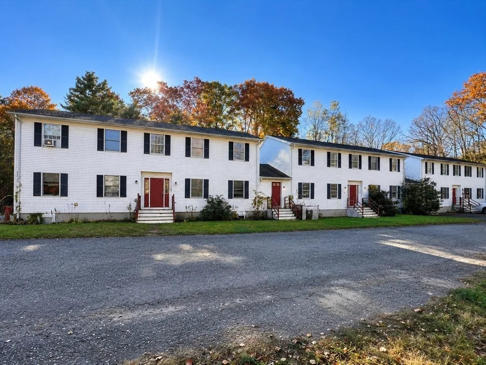 Unit for sale at 152 Southbridge Rd, Warren, MA 01585