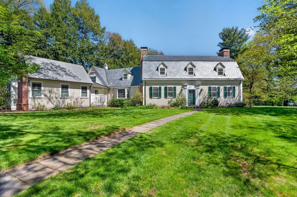 Unit for sale at 101 Edmunds Rd, Wellesley, MA 02481