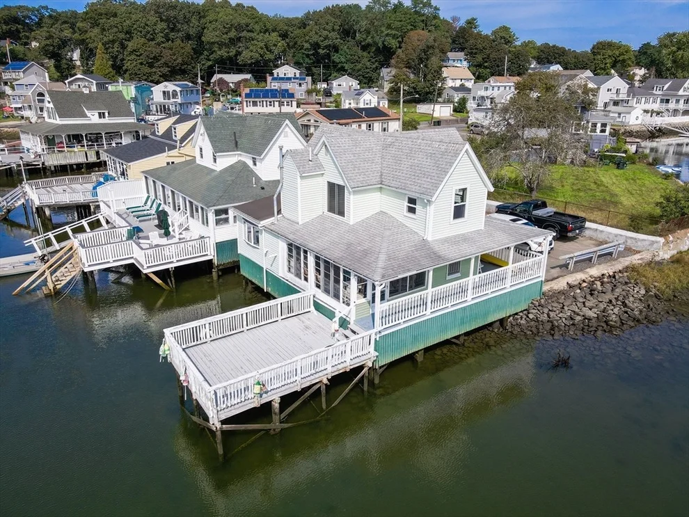 Unit for sale at 9 Parkview Ave, Beverly, MA 01915