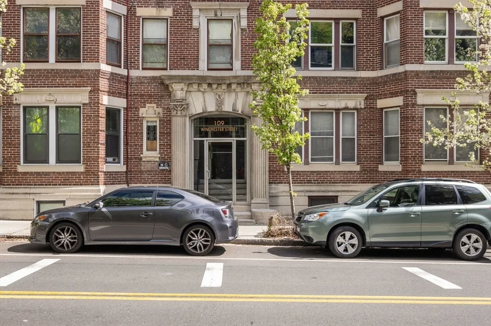 Unit for sale at 109 Winchester, Brookline, MA 02446