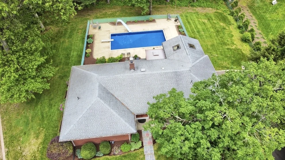 Unit for sale at 166 Primrose Dr, Longmeadow, MA 01106