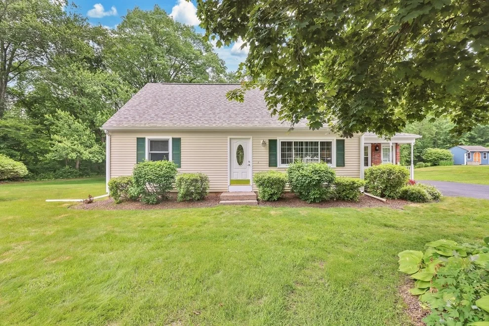 Unit for sale at 40 Oak Knoll Dr, Hampden, MA 01036