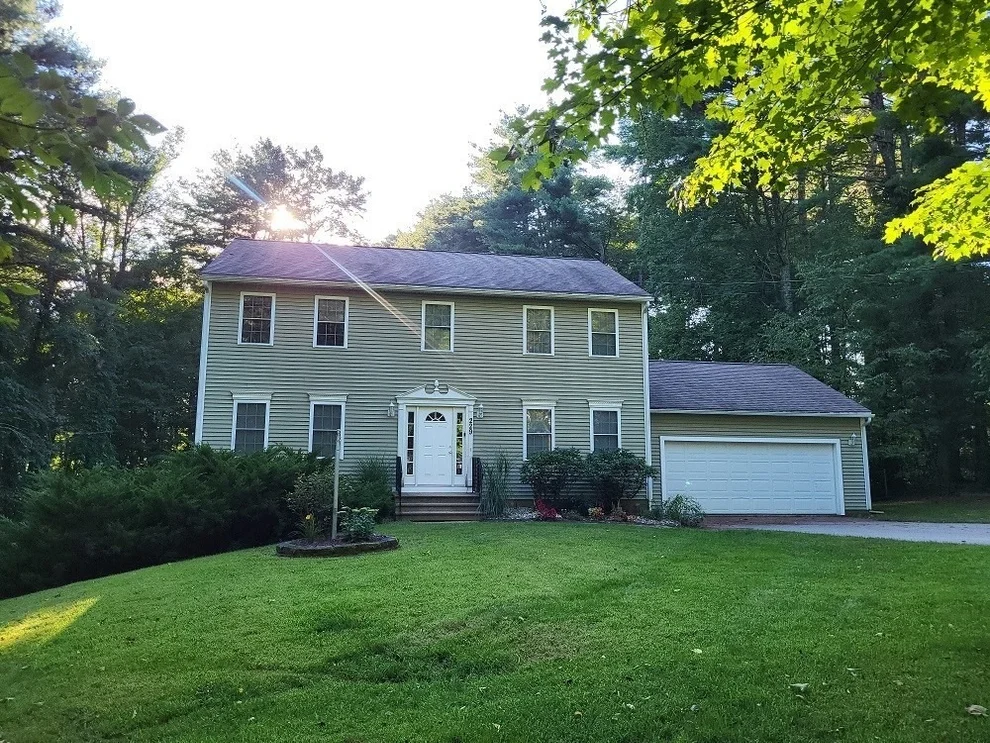 Unit for sale at 229 Brookfield Rd, Sturbridge, MA 01518