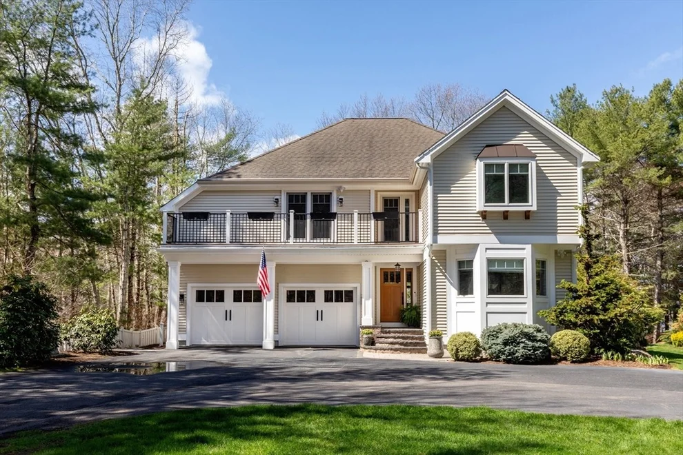 Unit for sale at 2 Ice House Rd, Plymouth, MA 02360