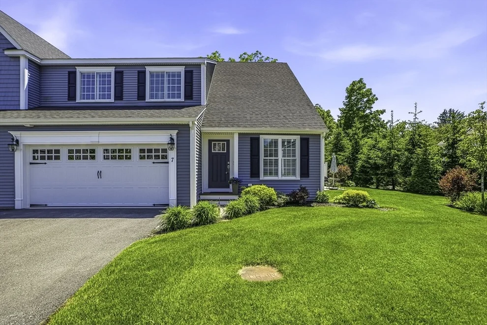 Unit for sale at 7 Cain Cir, Southborough, MA 01772