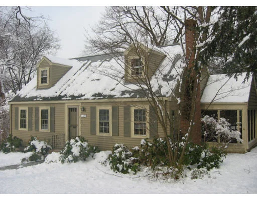 Unit for sale at 11 Bond Street, Needham, MA 02492