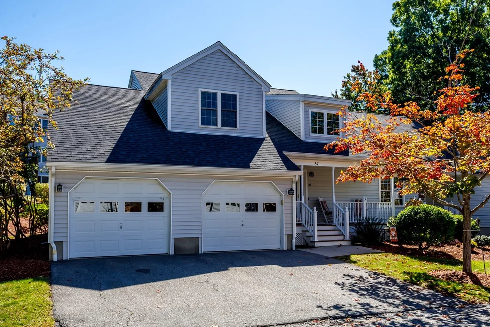 Unit for sale at 37 Acorn Ave, Fitchburg, MA 01420