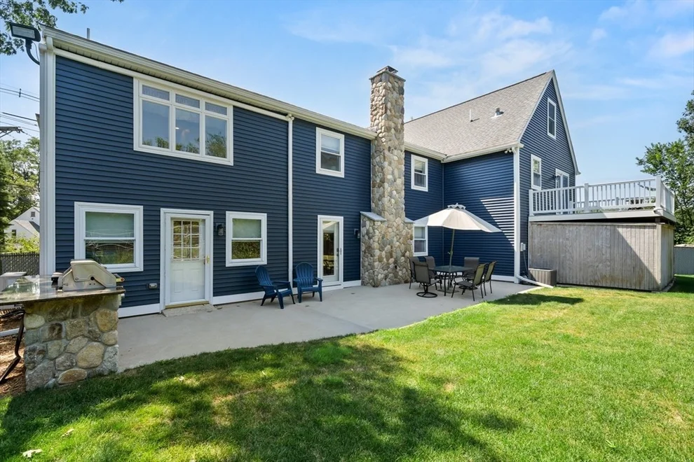 Unit for sale at 886 Methuen St, Dracut, MA 01826