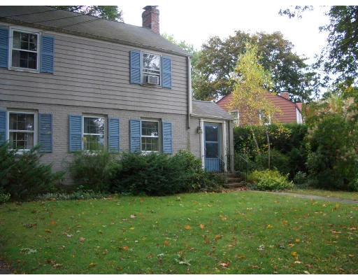 Unit for sale at 21 Robinhood Rd, Natick, MA 01760