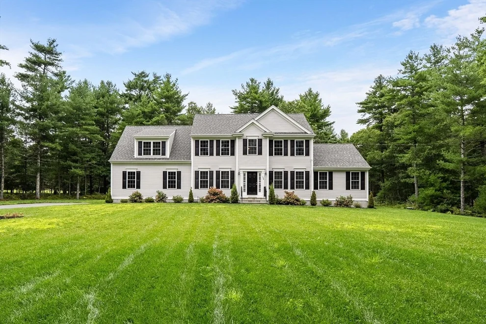 Unit for sale at 128 Thomas St, Middleboro, MA 02346