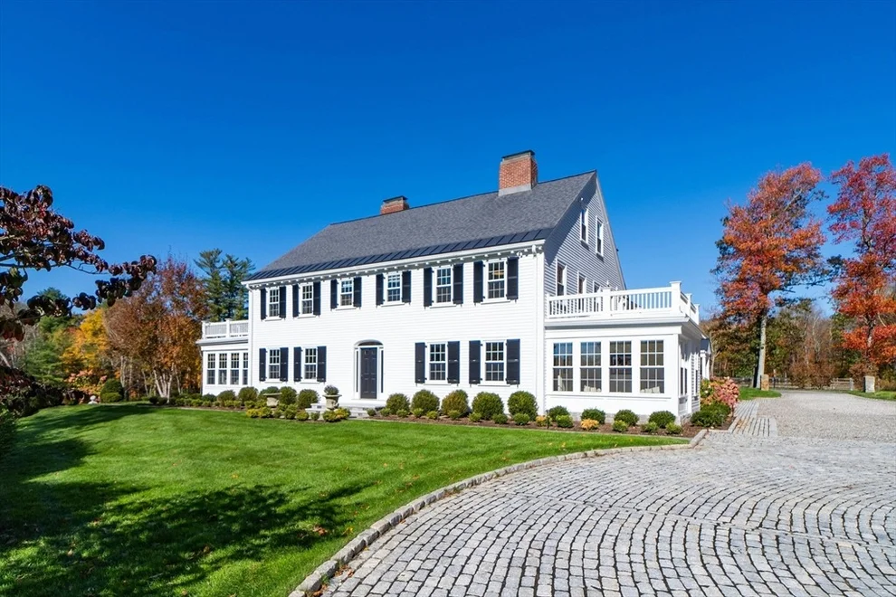 Unit for sale at 67 Farm St, Dover, MA 02030
