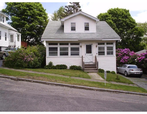 Unit for sale at 6 Stratfield St, Worcester, MA 01604