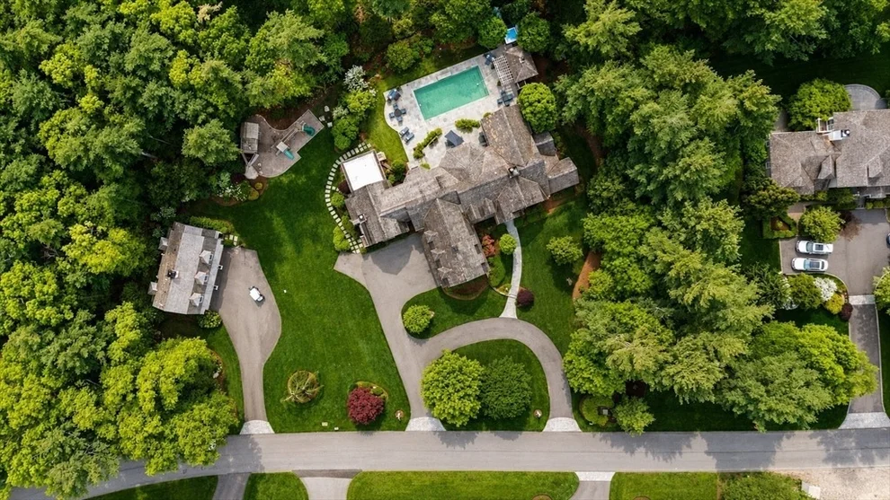 Unit for sale at 9 High Ridge Drive, Mattapoisett, MA 02739