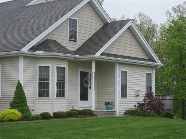 Unit for sale at 55 Cortland Grove Dr, Shrewsbury, MA 01545