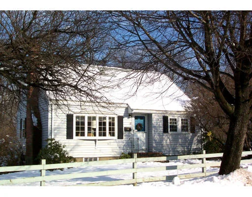 Unit for sale at 48 Sunset Dr, Beverly, MA 01915